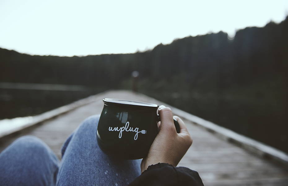 Green Roads blog unplug for your mental health