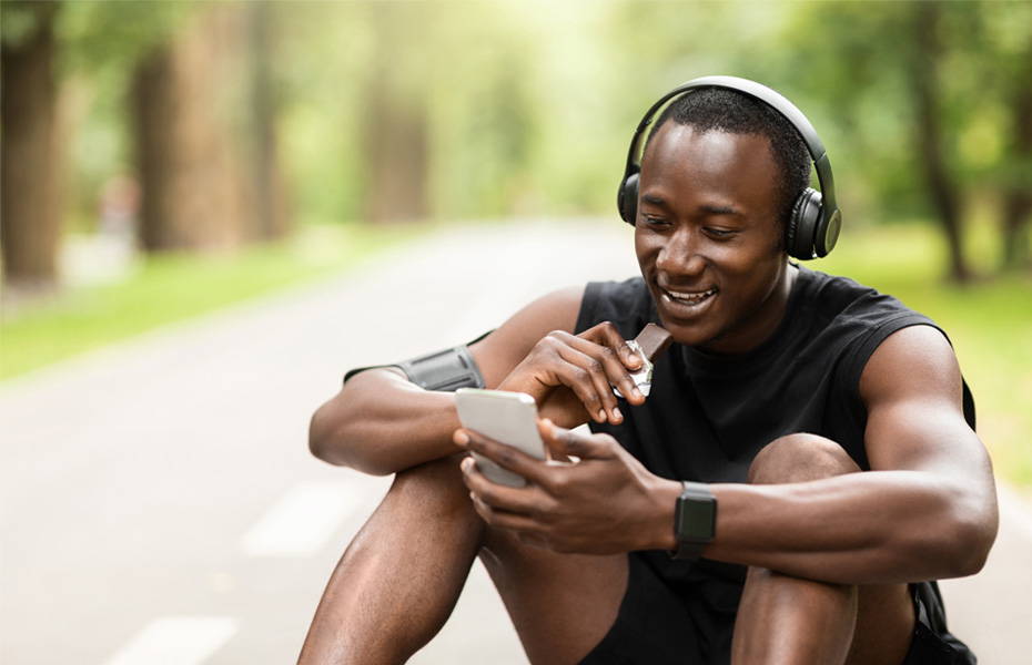 Green Roads blog eat a light snack for your workout